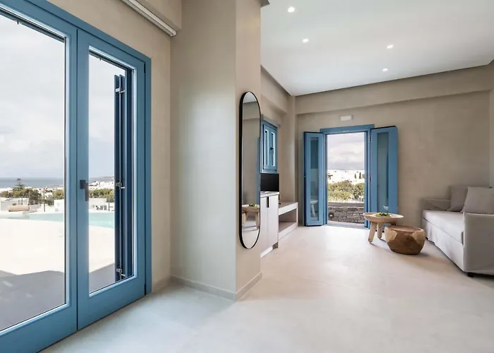 Aura Paros 纳乌萨