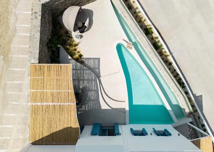 Aura Paros 4* 纳乌萨