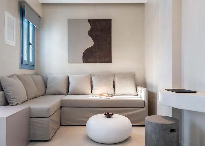 Aura Paros 4* 纳乌萨