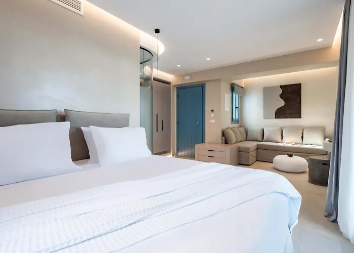 Aura Paros 纳乌萨