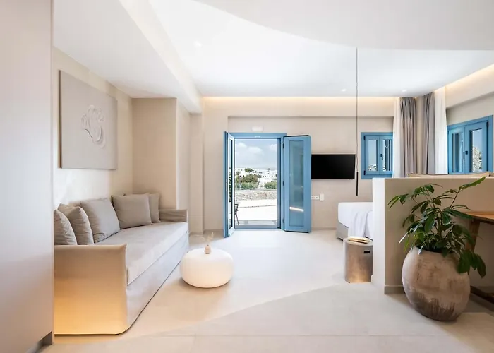 Aura Paros 酒店 4*