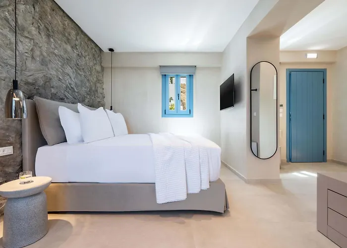 Aura Paros 4* 纳乌萨