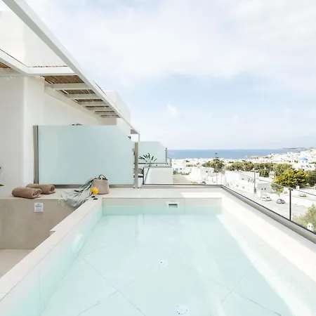 Aura Paros 4*