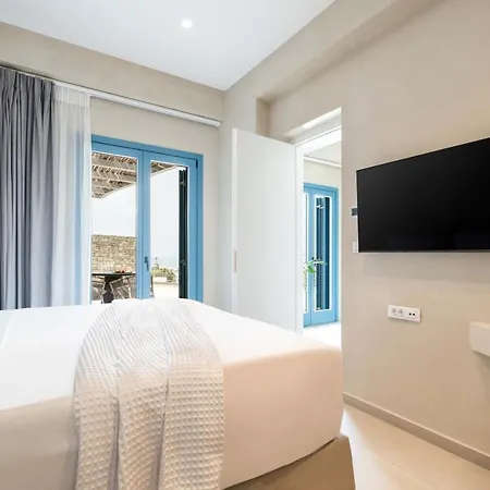 Aura Paros Hotel Nausa