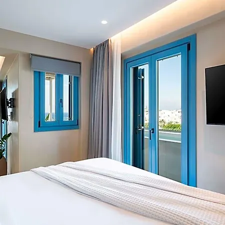 Hotel Aura Paros 4*