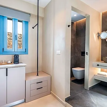 Hotel Aura Paros 4*