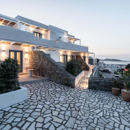 Aura Paros Hotel 4*